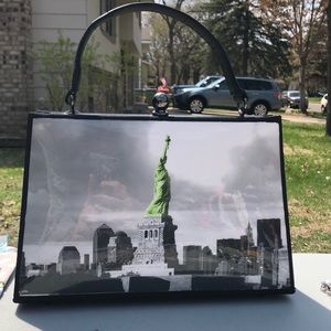 Statue of Liberty purse